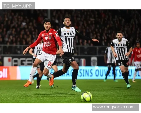 马赛与昂热对决分析球队状态战术特点及历史交锋数据解读